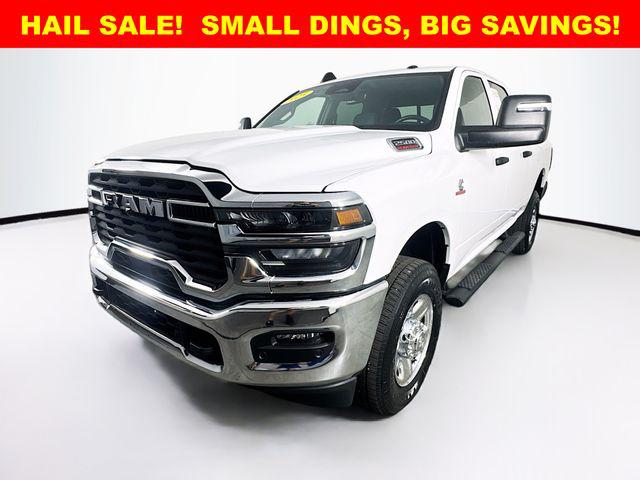 2025 RAM 2500 Tradesman Crew Cab 4x4 64 Box