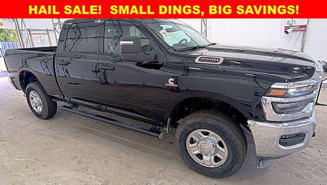 2025 RAM 2500 Tradesman Crew Cab 4x4 64 Box