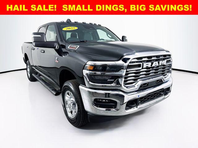 2025 RAM 2500 Tradesman Crew Cab 4x4 64 Box 2025 RAM 2500 Tradesman Crew Cab 4x4 64 Box