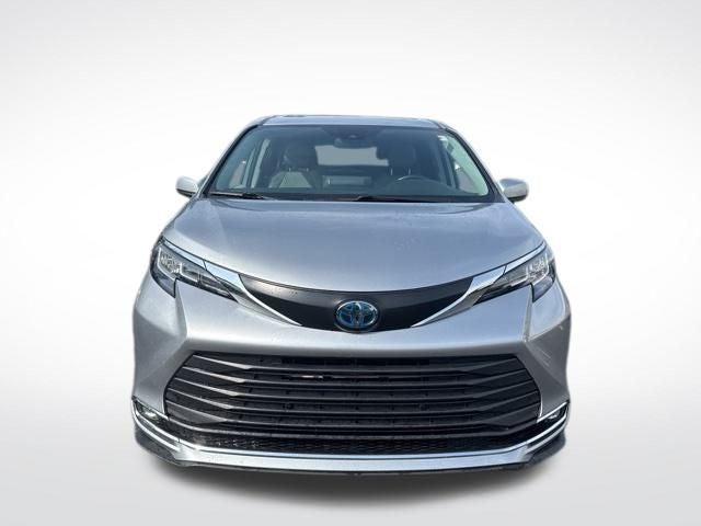 2022 Toyota Sienna XLE 2022 Toyota Sienna XLE