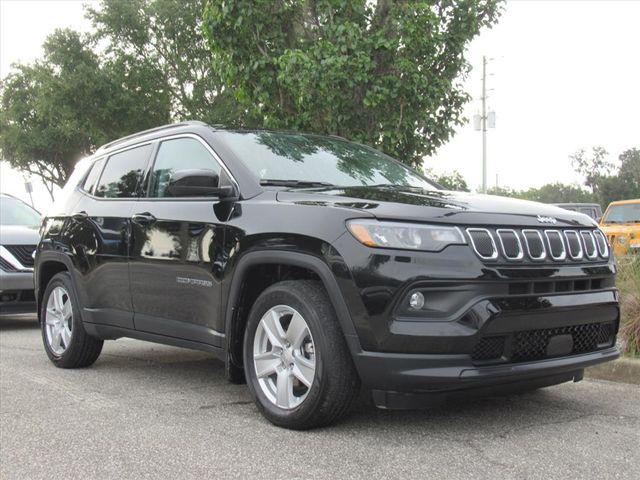 2022 Jeep Compass Latitude FWD