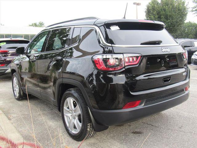 2022 Jeep Compass Latitude FWD