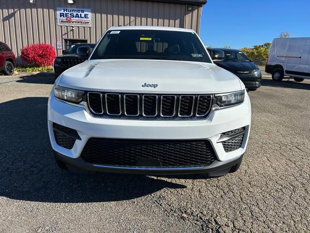 2025 Jeep Grand Cherokee GRAND CHEROKEE LAREDO 4X4 2025 Jeep Grand Cherokee GRAND CHEROKEE LAREDO 4X4