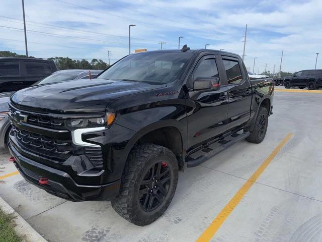 2022 Chevrolet Silverado 1500 4WD Crew Cab Short Bed RST