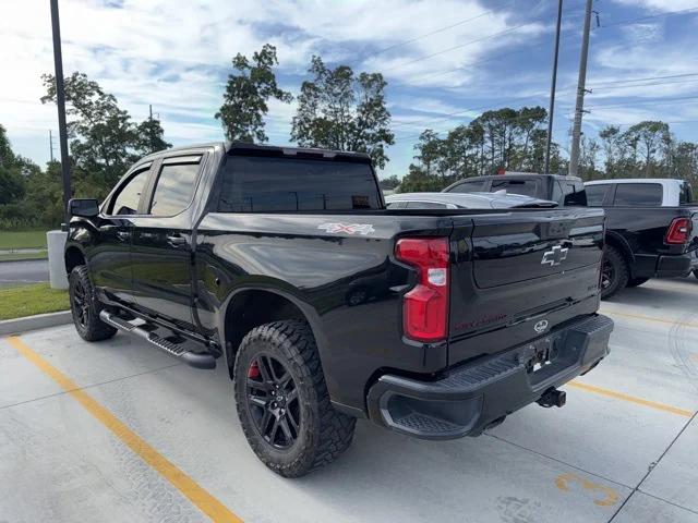 2022 Chevrolet Silverado 1500 4WD Crew Cab Short Bed RST