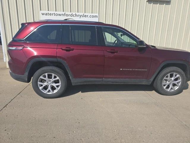 2022 Jeep Grand Cherokee Limited 4x4 2022 Jeep Grand Cherokee Limited 4x4