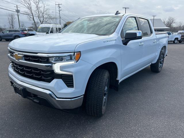 2023 Chevrolet Silverado 1500 4WD Crew Cab Short Bed LT with 2FL