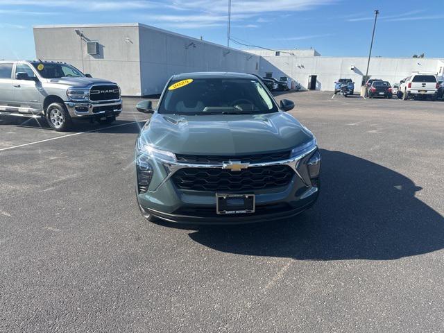 2025 Chevrolet Trax FWD LS