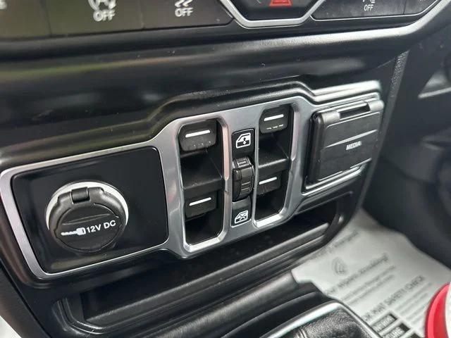 2021 Jeep Wrangler Sahara Altitude 4x4