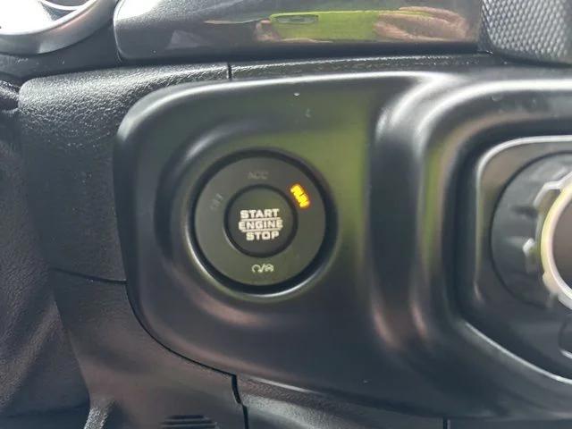 2021 Jeep Wrangler Sahara Altitude 4x4