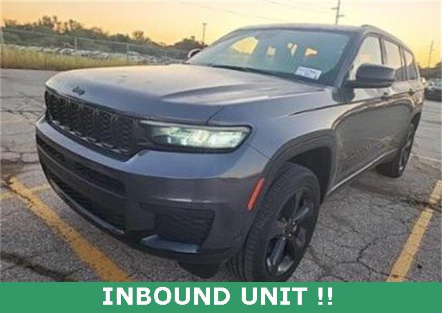2022 Jeep Grand Cherokee L Altitude 4x4