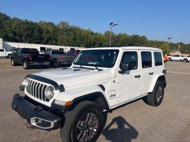 2024 Jeep Wrangler 4-Door Sahara 4x4