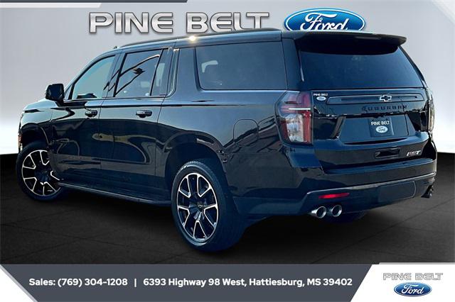 2022 Chevrolet Suburban 4WD RST