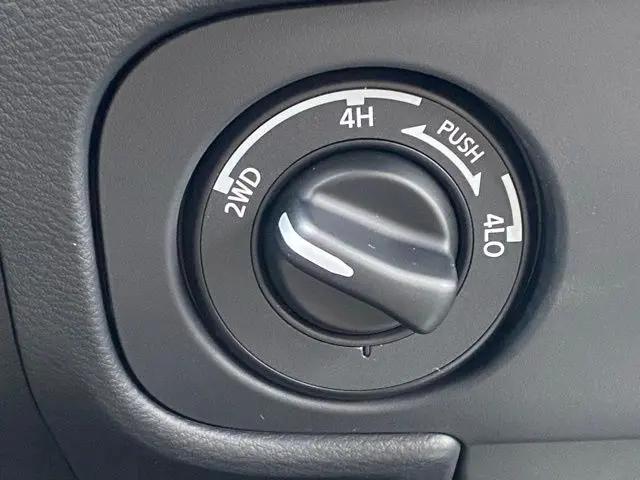 2026 Nissan Frontier Crew Cab SV 4x4