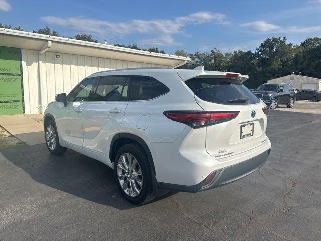 2022 Toyota Highlander Hybrid Limited
