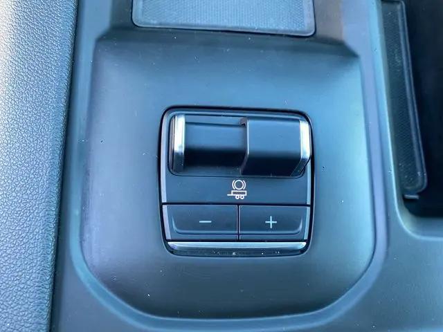 2025 GMC Sierra 3500HD 4WD Crew Cab Standard Bed AT4
