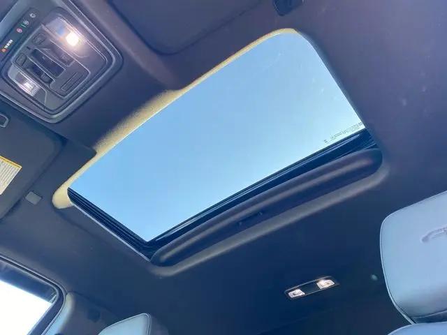 2025 GMC Sierra 3500HD 4WD Crew Cab Standard Bed AT4