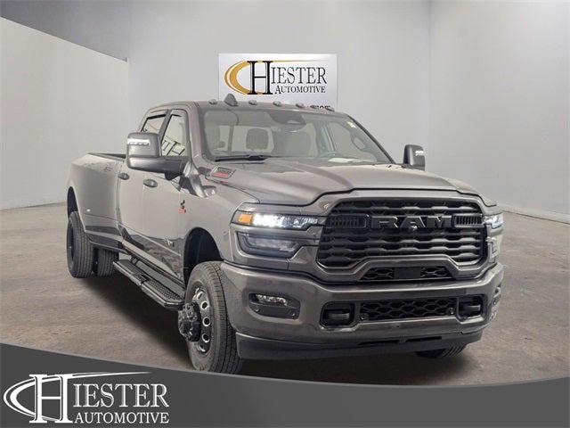 2025 RAM 3500 Big Horn Crew Cab 4x4 8 Box