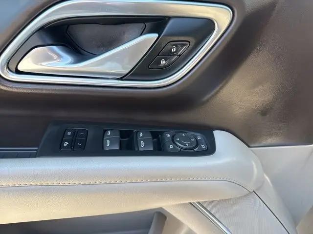 2022 Chevrolet Suburban 4WD Z71