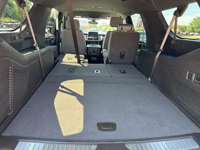 2022 Chevrolet Suburban 4WD Z71