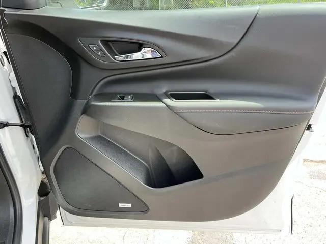 2022 Chevrolet Equinox FWD RS