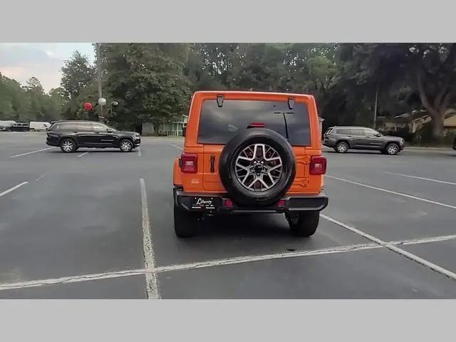 2025 Jeep Wrangler 4-Door Sahara 4x4