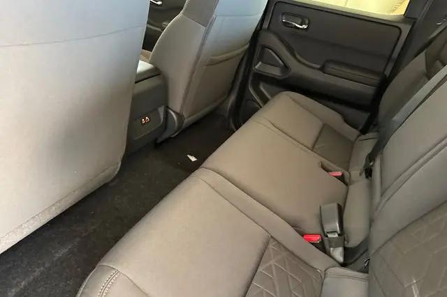 2026 Nissan Frontier Crew Cab SV 4x4