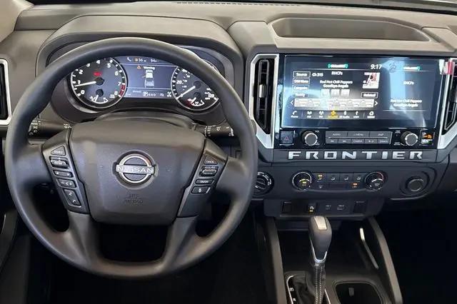 2026 Nissan Frontier Crew Cab SV 4x4