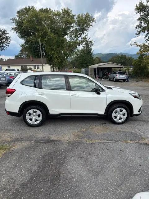 2022 Subaru Forester Base