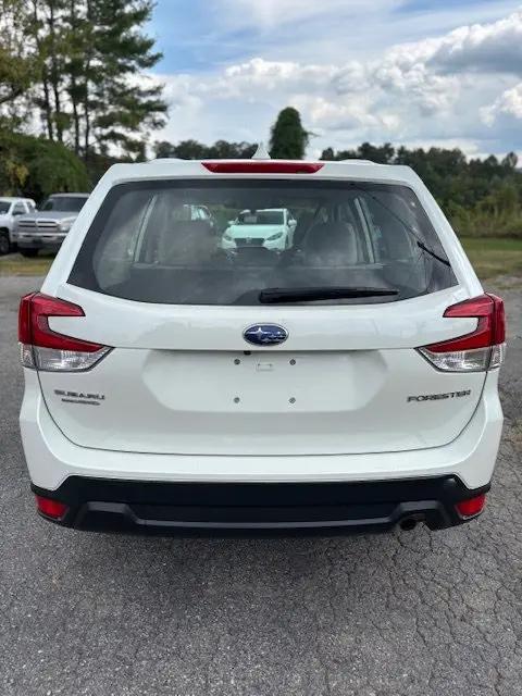 2022 Subaru Forester Base