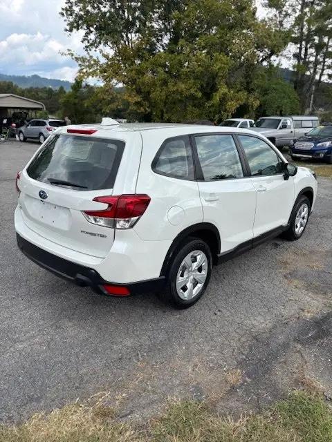 2022 Subaru Forester Base