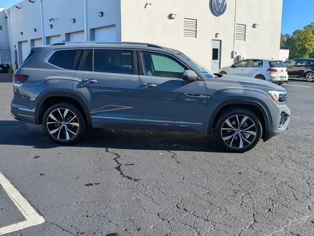 2026 Volkswagen Atlas SEL Premium R-Line