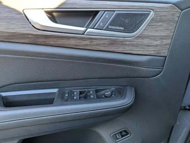 2026 Volkswagen Atlas SEL Premium R-Line