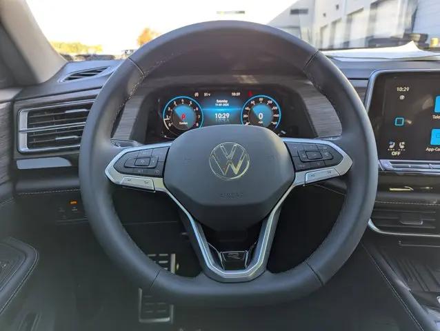 2026 Volkswagen Atlas SEL Premium R-Line