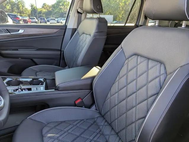 2026 Volkswagen Atlas SEL Premium R-Line