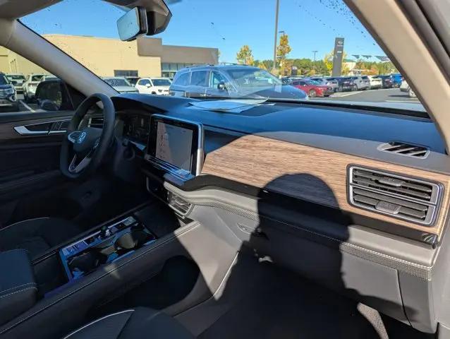 2026 Volkswagen Atlas SEL Premium R-Line