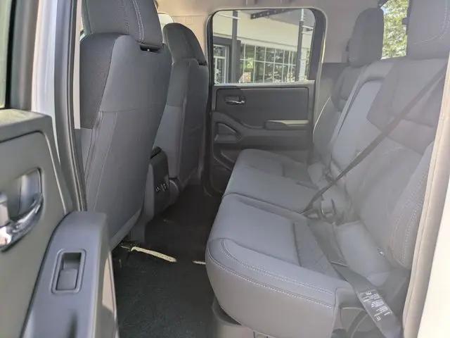 2026 Nissan Frontier Crew Cab SV 4x4
