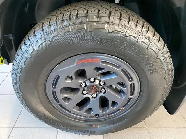 2026 Nissan Frontier Crew Cab PRO-4X 4x4