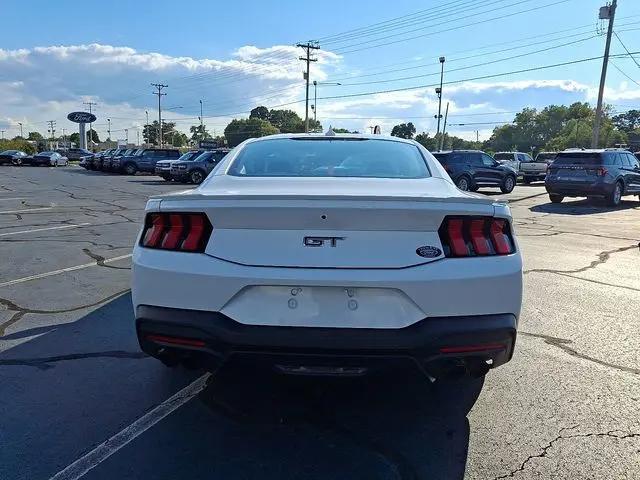 2025 Ford Mustang GT Premium Fastback