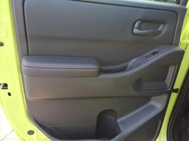 2026 Nissan Frontier Crew Cab Long Bed PRO-4X 4x4