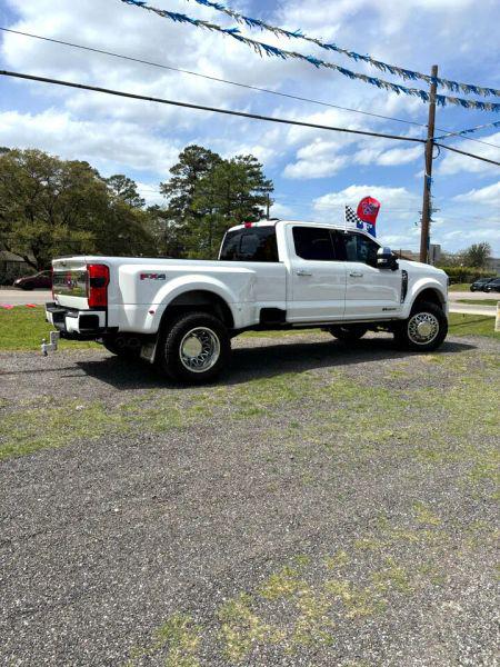 2024 Ford F-450 Platinum