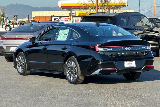 2025 Hyundai Sonata Hybrid Limited - Photo 6