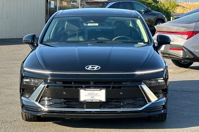 2025 Hyundai Sonata Hybrid Limited - Photo 9