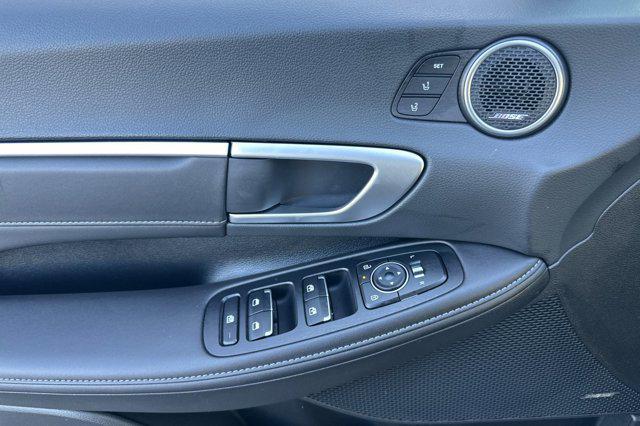 2025 Hyundai Sonata Hybrid Limited - Photo 11