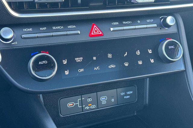 2025 Hyundai Sonata Hybrid Limited - Photo 20