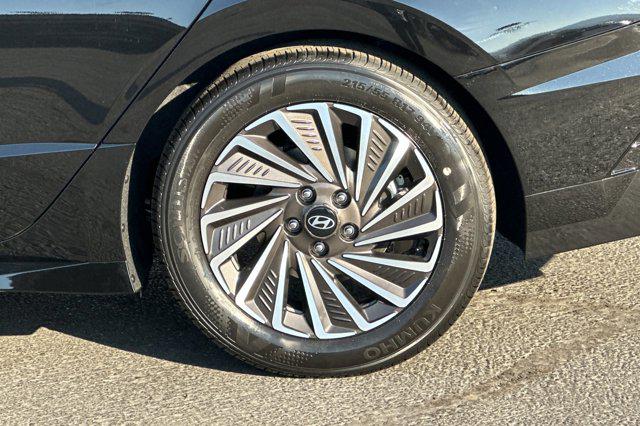 2025 Hyundai Sonata Hybrid Limited - Photo 24