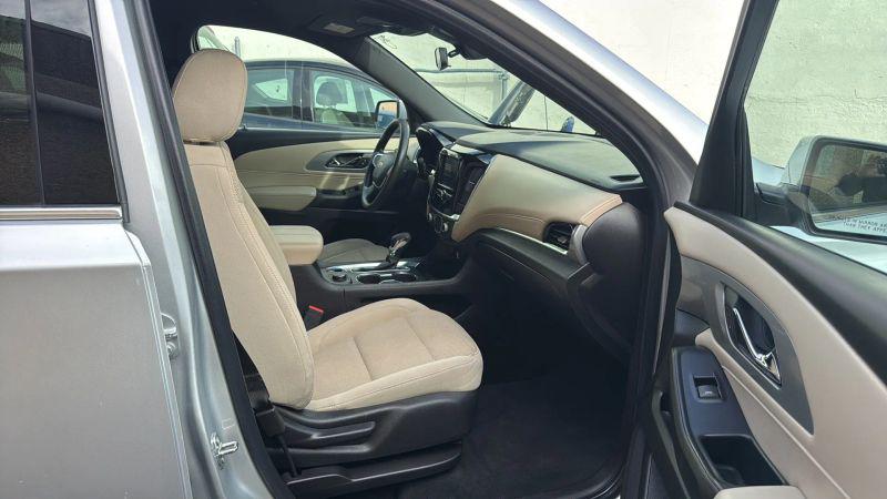 2022 Chevrolet Traverse AWD 1FL