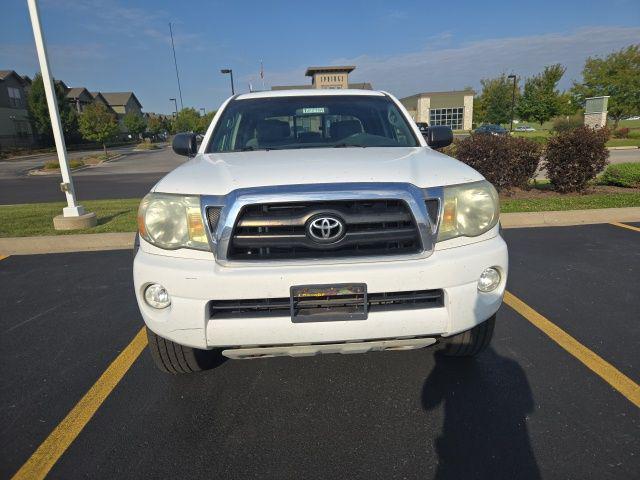 Used 2008 Toyota Tacoma PreRunner with VIN 5TEJU62N58Z560158 for sale in Romeoville, IL