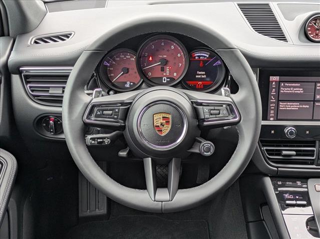 2025 Porsche Macan S