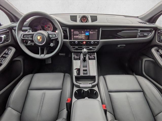 2025 Porsche Macan S